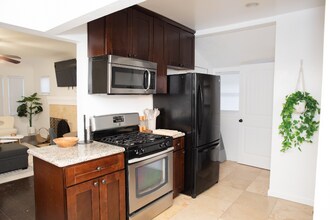 3650 roselawn Ave in Carlsbad, CA - Building Photo - Building Photo