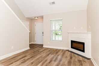 132 Lossie Ln in Mcdonough, GA - Building Photo - Building Photo
