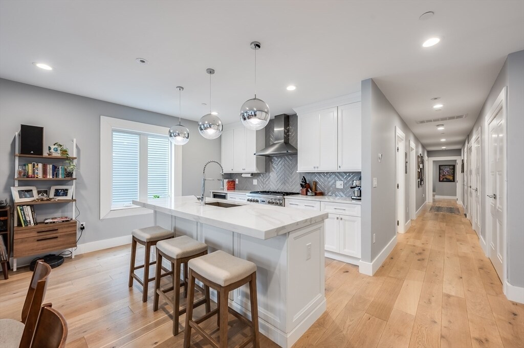 510 Dorchester Ave in Boston, MA - Building Photo