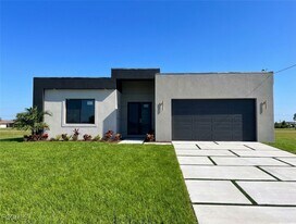 4114 NW 38th St in Cape Coral, FL - Building Photo