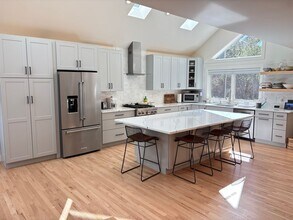 300 Oakwood Pl in Boulder, CO - Building Photo - Building Photo