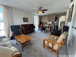 1617 Ke’eaumoku St in Honolulu, HI - Building Photo - Building Photo
