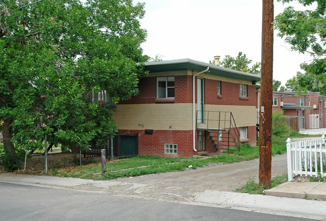 9813 E 23rd Ave in Aurora, CO - Building Photo - Building Photo