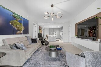 200 SE Mizner Blvd in Boca Raton, FL - Building Photo - Building Photo