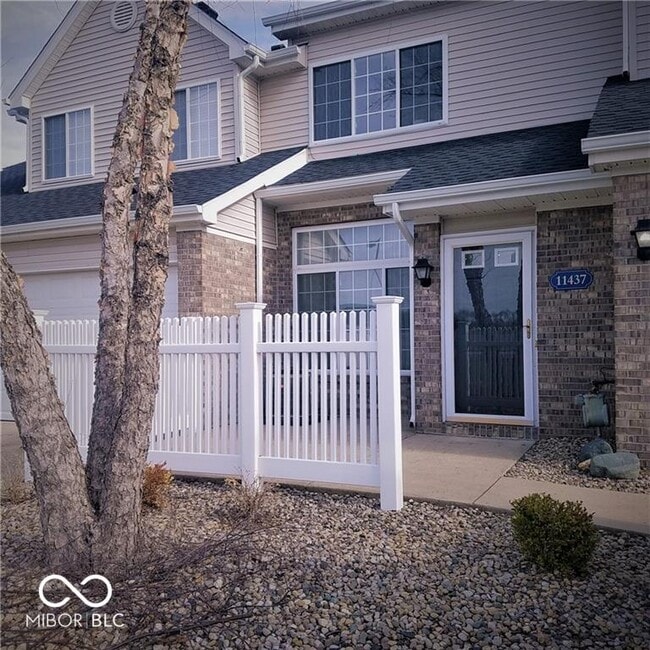 property at 11437 Enclave Blvd