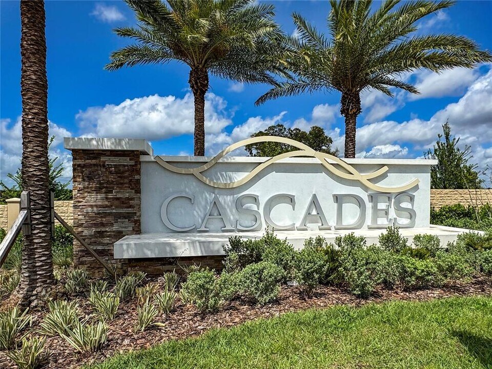 2205 Aquifer Ln in Davenport, FL - Building Photo