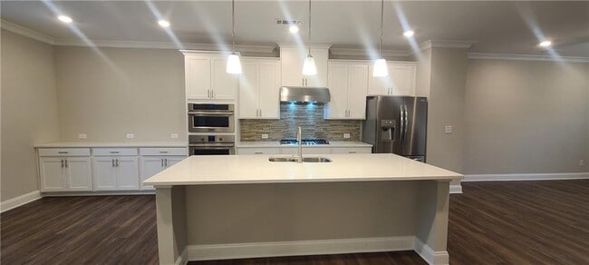 4560 Mikajack Dr SE in Smyrna, GA - Building Photo - Building Photo