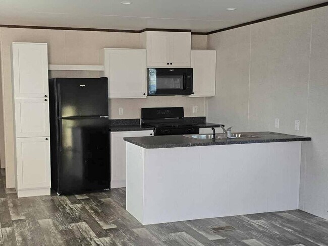 613 Polk St in De Soto, IA - Building Photo - Building Photo