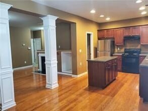 945 Pierce Brennen Dr NE in Lawrenceville, GA - Building Photo - Building Photo