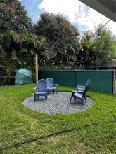 11051 SW 79th Ave in Miami, FL - Building Photo - Building Photo