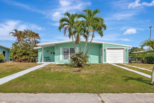 property at 3181 SE Pruitt Rd