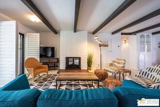 1970 S Joshua Tree Pl in Palm Springs, CA - Foto de edificio - Building Photo
