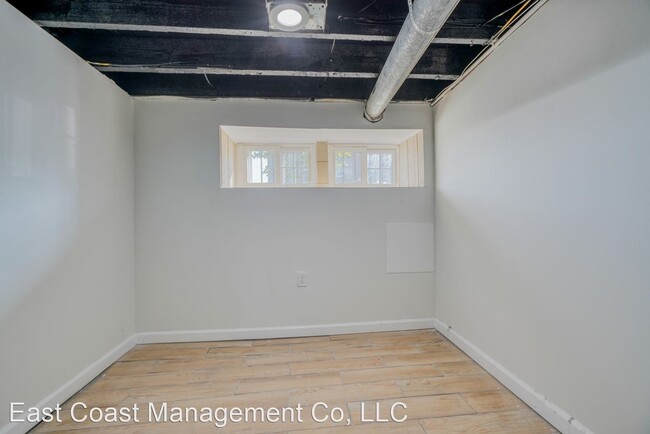 824 E 22nd St photo'