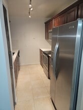 13455 NE 10th Ave in North Miami, FL - Foto de edificio - Building Photo