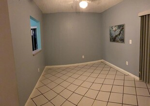 14708 SW 108th Ter in Miami, FL - Building Photo - Building Photo