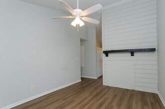 818 Varsity Dr in Wilmington, NC - Building Photo - Building Photo