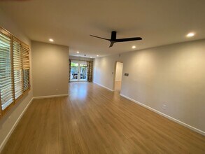 2414-18 Monroe Ave in San Diego, CA - Building Photo - Building Photo