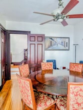 15 Rosseter St, Unit 1 in Boston, MA - Foto de edificio - Building Photo