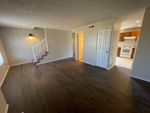 268 E Buena Vista St in Springfield, MO - Foto de edificio - Building Photo