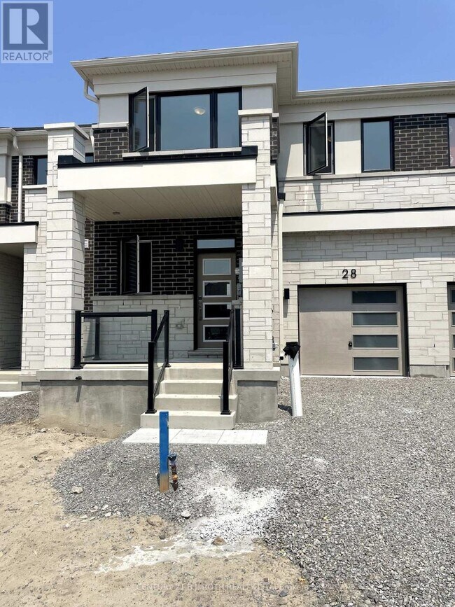 28 Vinewood Cres in Barrie, ON - Building Photo - Building Photo