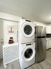 248 Pennsylvania Ave, Unit #2 in Ithaca, NY - Building Photo - Building Photo