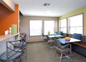 Camden Valley Park in Irving, TX - Building Photo