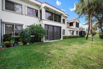 402 Sea Oats Dr in Juno Beach, FL - Foto de edificio - Building Photo