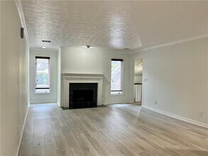 14 St Claire Ln NE in Atlanta, GA - Building Photo - Building Photo