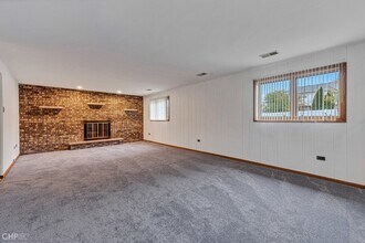 13633 Overland Trail in Orland Park, IL - Building Photo - Building Photo