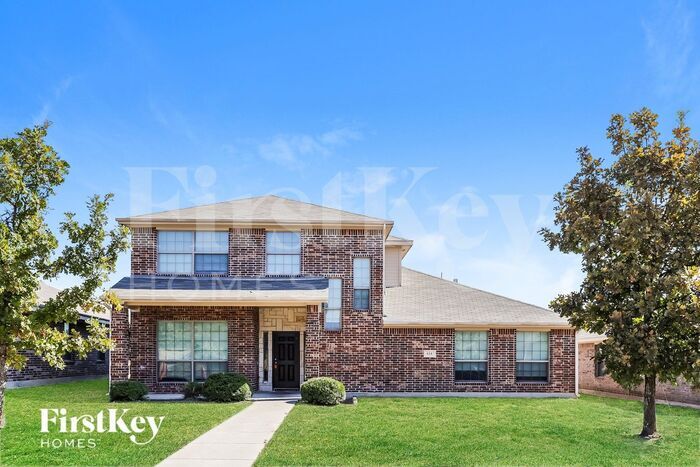 614 Canvas Ct in Lancaster, TX - Building Photo