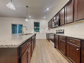 152 Rivulet Dr in Holly Springs, GA - Building Photo - Building Photo