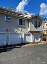 31 Encampment Dr in Bedminster, NJ - Building Photo - Building Photo