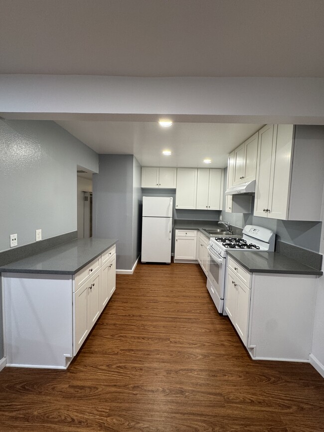 1374 N Cuyamaca St in El Cajon, CA - Building Photo - Building Photo