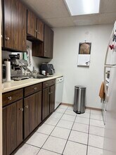 50 Broadlawn Park, Unit 307 in Boston College, MA - Foto de edificio - Building Photo