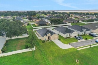 647 Bentley N Dr, Unit A in Auburndale, FL - Building Photo - Building Photo