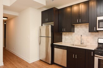 4631 N Leavitt in Chicago, IL - Building Photo - Building Photo