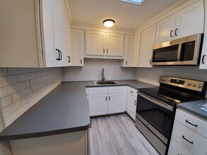 444 Lafayette Rd in Hampton, NH - Building Photo - Building Photo