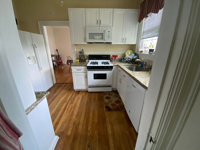 3506 Hermitage Rd in Richmond, VA - Foto de edificio - Building Photo