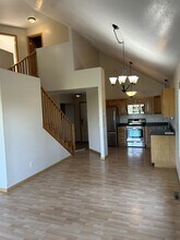 3240 E Capitol Ave in Bismarck, ND - Building Photo - Building Photo