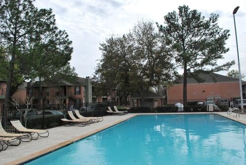Live Oak Bend in Houston, TX - Foto de edificio - Building Photo