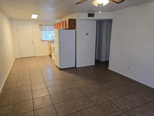 property at 201 W Hagerman St