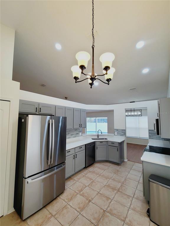 26857 Carla Pl in Lutz, FL - Building Photo - Building Photo