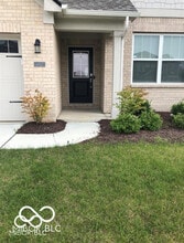 16427 Sedalia Dr in Fishers, IN - Building Photo - Building Photo