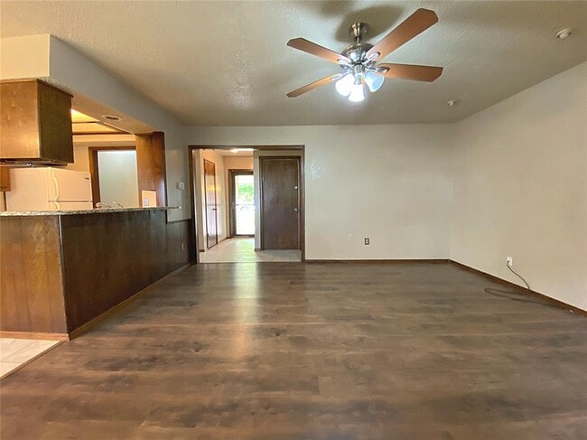 408 W 10th St in Edmond, OK - Building Photo - Building Photo