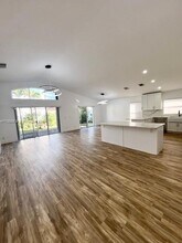4952 SW 33rd Way in Fort Lauderdale, FL - Building Photo - Building Photo