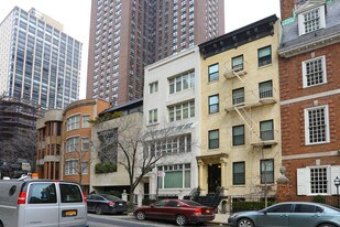 211 E 71st St Apartments