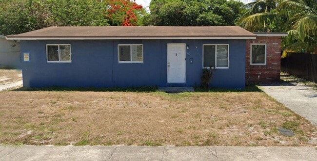 1641 NW 18th Ave in Fort Lauderdale, FL - Building Photo - Building Photo
