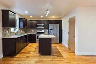 4216 Lydia St in Pittsburgh, PA - Building Photo