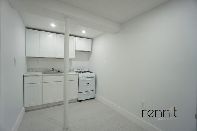 property at 1249 Madison St