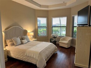 8725 Amaretto Ave in Sarasota, FL - Building Photo - Building Photo